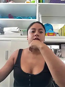 Snapshot of Techi0525 chatting on March 6, 2026, 9:21 pm Techi0525 online show from March 6, 2026, 9:21 pm