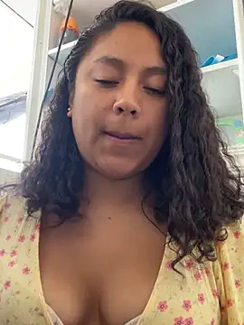 Snapshot of Techi0525 chatting on March 10, 2026, 5:17 pm Techi0525 online show from March 10, 2026, 5:17 pm