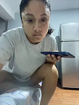 Snapshot of Techi0525 chatting on March 31, 2026, 2:52 pm Techi0525 online show from March 31, 2026, 2:52 pm