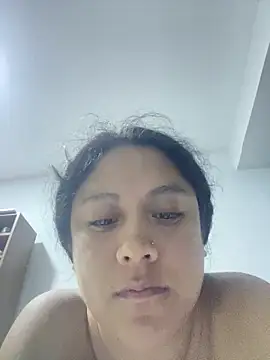 Snapshot of Techi0525 chatting on April 3, 2026, 4:08 am Techi0525 online show from April 3, 2026, 4:08 am