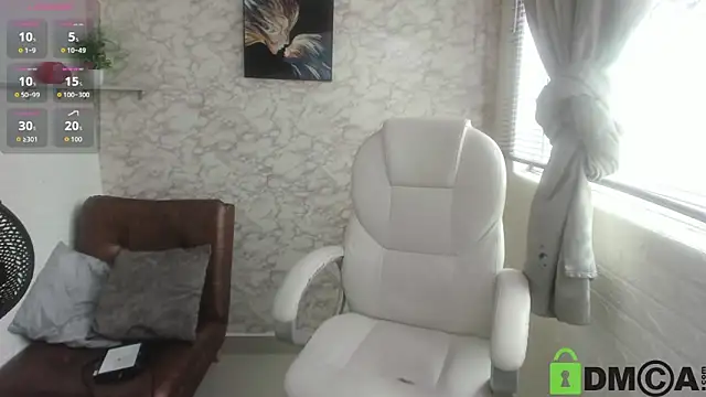 Amara  Hank online show from November 6, 2025, 5:17 pm