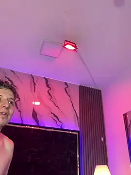 Snapshot of SsexCouplee chatting on April 11, 2026, 11:36 am SsexCouplee online show from April 11, 2026, 11:36 am