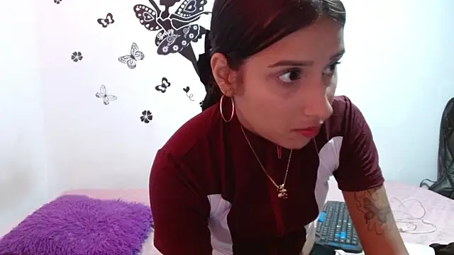 Nathaly-Cooper01 online show from October 21, 2025, 7:02 pm