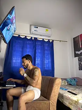 Snapshot of Kylian_Alessandro chatting on March 1, 2026, 2:28 pm Kylian Alessandro online show from March 1, 2026, 2:28 pm