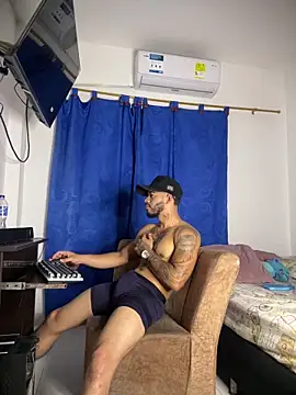 Snapshot of Kylian_Alessandro chatting on February 23, 2026, 11:11 am Kylian Alessandro online show from February 23, 2026, 11:11 am