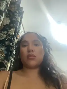 CocoRaexx online show from November 12, 2025, 10:35 pm