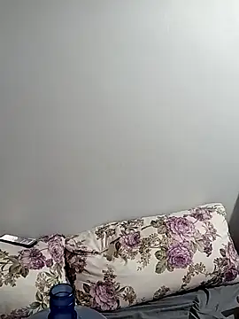 Alevsiz1 online show from November 23, 2025, 11:31 am