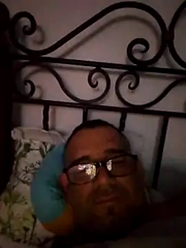 Snapshot of Bebe069- chatting on November 2, 2025, 8:41 am Bebe069- online show from November 2, 2025, 8:41 am