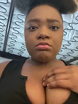 Snapshot of Desireexoxo chatting on November 1, 2025, 3:28 pm Desireexoxo online show from November 1, 2025, 3:28 pm