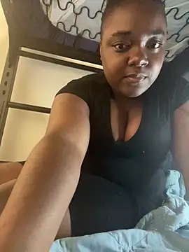 Snapshot of Desireexoxo chatting on October 16, 2025, 4:59 pm Desireexoxo online show from October 16, 2025, 4:59 pm