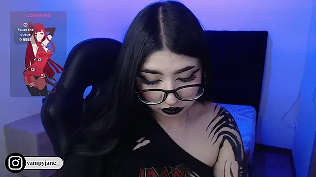 VamppyJane online show from November 8, 2025, 2:26 am