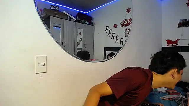 Snapshot of Dravith_Valery chatting on December 20, 2025, 4:15 am Dravith Valery online show from December 20, 2025, 4:15 am