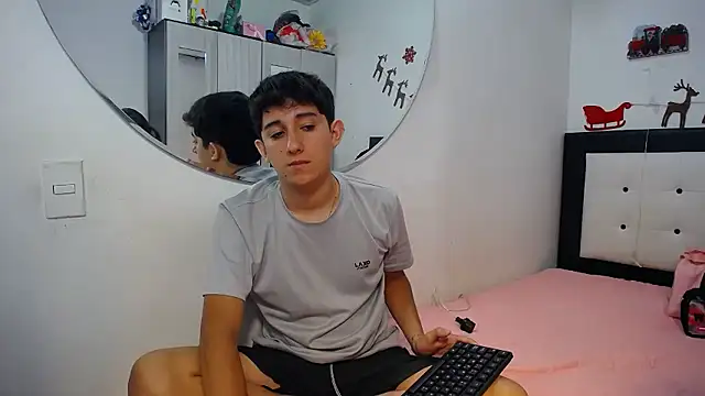 Snapshot of Dravith_Valery chatting on January 10, 2026, 10:10 am Dravith Valery online show from January 10, 2026, 10:10 am