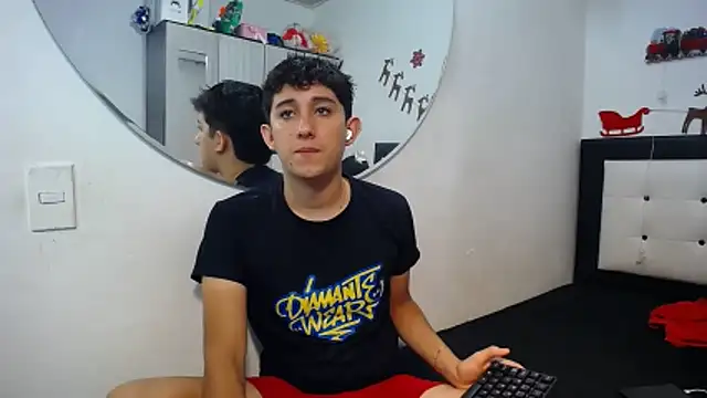 Snapshot of Dravith_Valery chatting on January 6, 2026, 7:23 am Dravith Valery online show from January 6, 2026, 7:23 am