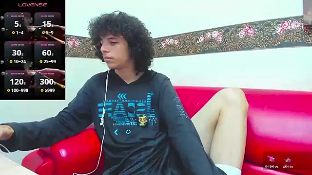 Mike Miiller  online show from November 11, 2025, 5:52 pm