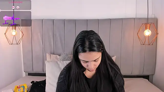 Snapshot of Pamela_occoner_ chatting on December 15, 2025, 7:41 pm Pamela occoner online show from December 15, 2025, 7:41 pm