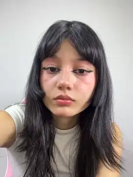 AnaisXoXo online show from November 13, 2025, 8:24 pm