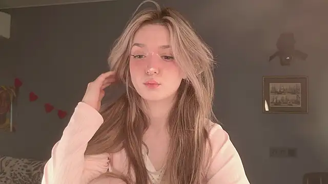 Snapshot of BellaSink chatting on March 29, 2026, 5:31 am BellaSink online show from March 29, 2026, 5:31 am