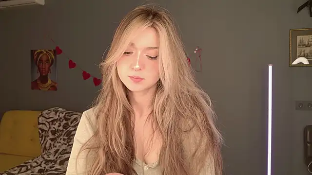 Snapshot of BellaSink chatting on February 26, 2026, 5:40 am BellaSink online show from February 26, 2026, 5:40 am