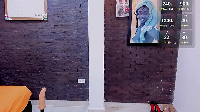 Lessly Cooper online show from November 25, 2025, 11:54 am