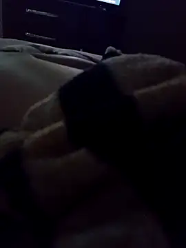 Snapshot of Taradinha_pelosogro chatting on November 15, 2025, 3:32 am Taradinha pelosogro online show from November 15, 2025, 3:32 am