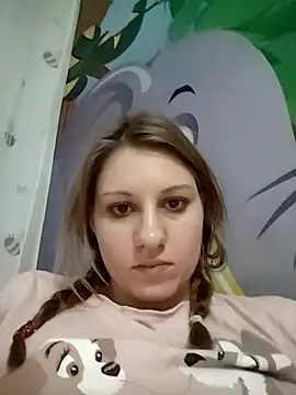 SandyCassie online show from November 11, 2025, 10:04 pm