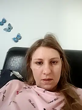 SandyCassie online show from April 26, 2026, 5:38 am