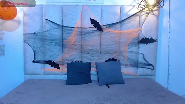 antonella rosecs online show from October 21, 2025, 4:56 am