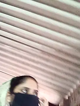 Rajni chauhan online show from October 22, 2025, 11:53 am