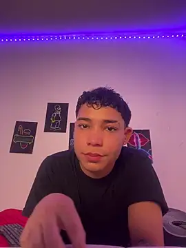 Snapshot of Yeyei77 chatting on November 9, 2025, 5:17 pm Yeyei77 online show from November 9, 2025, 5:17 pm