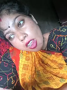 Snapshot of Ragni_bhargav chatting on June 14, 2026, 7:53 am Ragni bhargav online show from June 14, 2026, 7:53 am