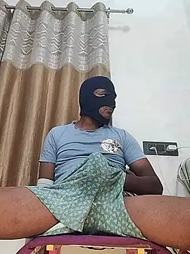 Snapshot of Mysterious_Prince chatting on November 21, 2025, 5:45 pm Mysterious Prince online show from November 21, 2025, 5:45 pm