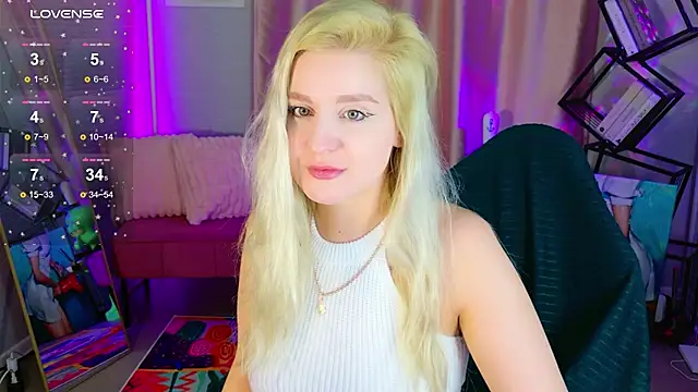 Snapshot of cold_blondie chatting on May 18, 2026, 5:45 am cold blondie online show from May 18, 2026, 5:45 am