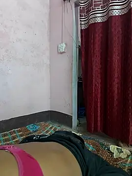 sweet couple99 online show from November 12, 2025, 6:56 pm