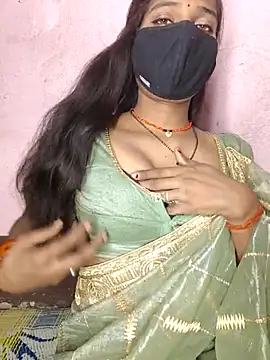 sweet couple99 online show from December 15, 2025, 4:24 pm