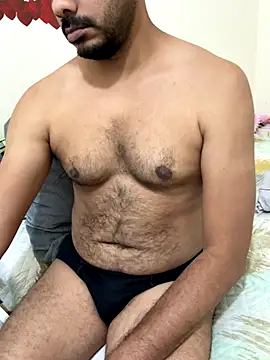 Handsome8677 online show from November 3, 2025, 11:25 am