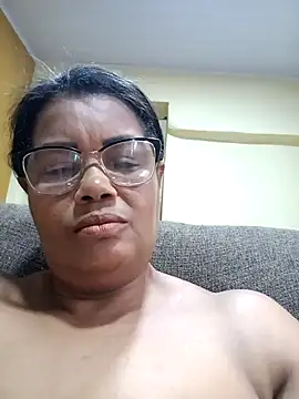 Pessoa54 online show from November 7, 2025, 4:22 pm