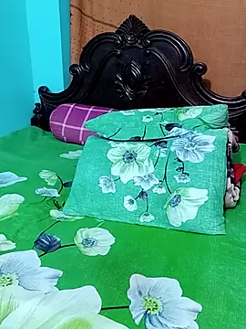 Snapshot of Porimoni22 chatting on December 5, 2025, 3:05 am Porimoni22 online show from December 5, 2025, 3:05 am