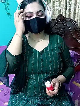 Snapshot of Porimoni22 chatting on March 14, 2026, 6:47 pm Porimoni22 online show from March 14, 2026, 6:47 pm