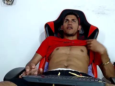 sexy latin cum online show from October 18, 2025, 11:18 pm