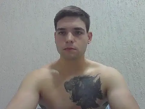 Snapshot of Zure-xxx chatting on November 6, 2025, 10:36 pm Zure-xxx online show from November 6, 2025, 10:36 pm