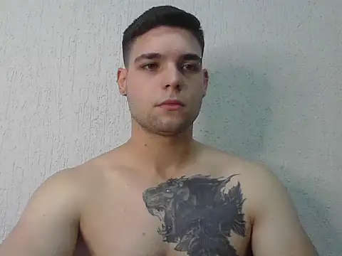 Snapshot of Zure-xxx chatting on January 6, 2026, 10:03 pm Zure-xxx online show from January 6, 2026, 10:03 pm