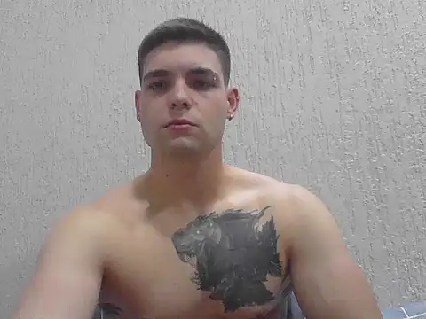 Snapshot of Zure-xxx chatting on November 21, 2025, 10:42 pm Zure-xxx online show from November 21, 2025, 10:42 pm