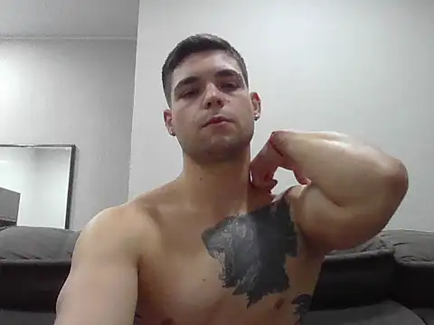 Snapshot of Zure-xxx chatting on November 27, 2025, 10:54 pm Zure-xxx online show from November 27, 2025, 10:54 pm