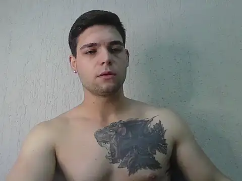 Snapshot of Zure-xxx chatting on February 10, 2026, 8:41 pm Zure-xxx online show from February 10, 2026, 8:41 pm