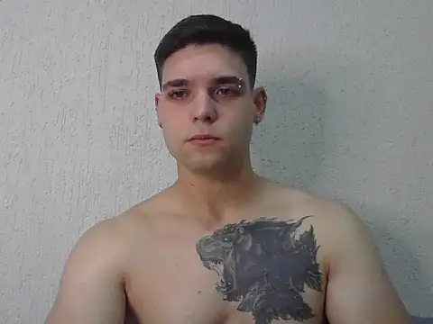 Snapshot of Zure-xxx chatting on January 8, 2026, 6:03 pm Zure-xxx online show from January 8, 2026, 6:03 pm