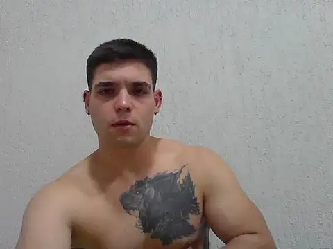 Snapshot of Zure-xxx chatting on October 24, 2025, 3:27 am Zure-xxx online show from October 24, 2025, 3:27 am