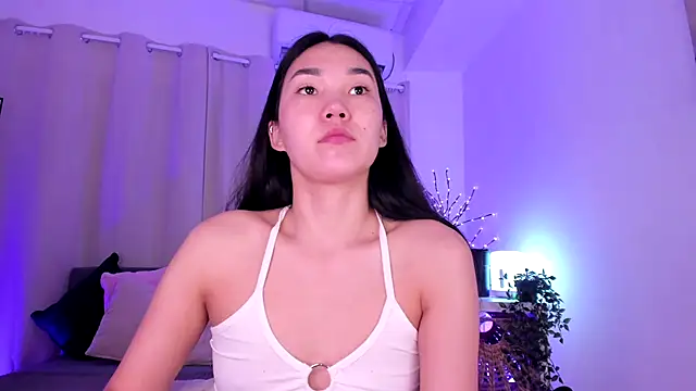 Divine Madeleine online show from June 29, 2026, 6:09 am