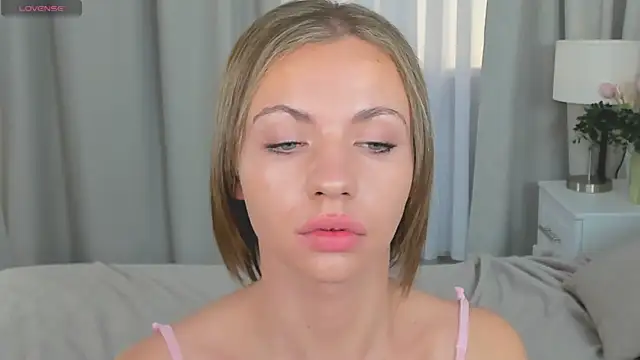 Snapshot of Keit_princess chatting on November 14, 2025, 8:07 am Keit princess online show from November 14, 2025, 8:07 am