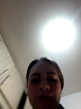 Snapshot of valentina_herrrera chatting on November 28, 2025, 3:07 am valentina herrrera online show from November 28, 2025, 3:07 am